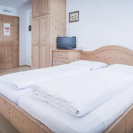 Almhaus Pfister Ohg Predoi
